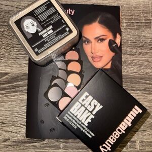 HUDA BEAUTY EASY BAKE LOOSE SETTING POWDER ✨